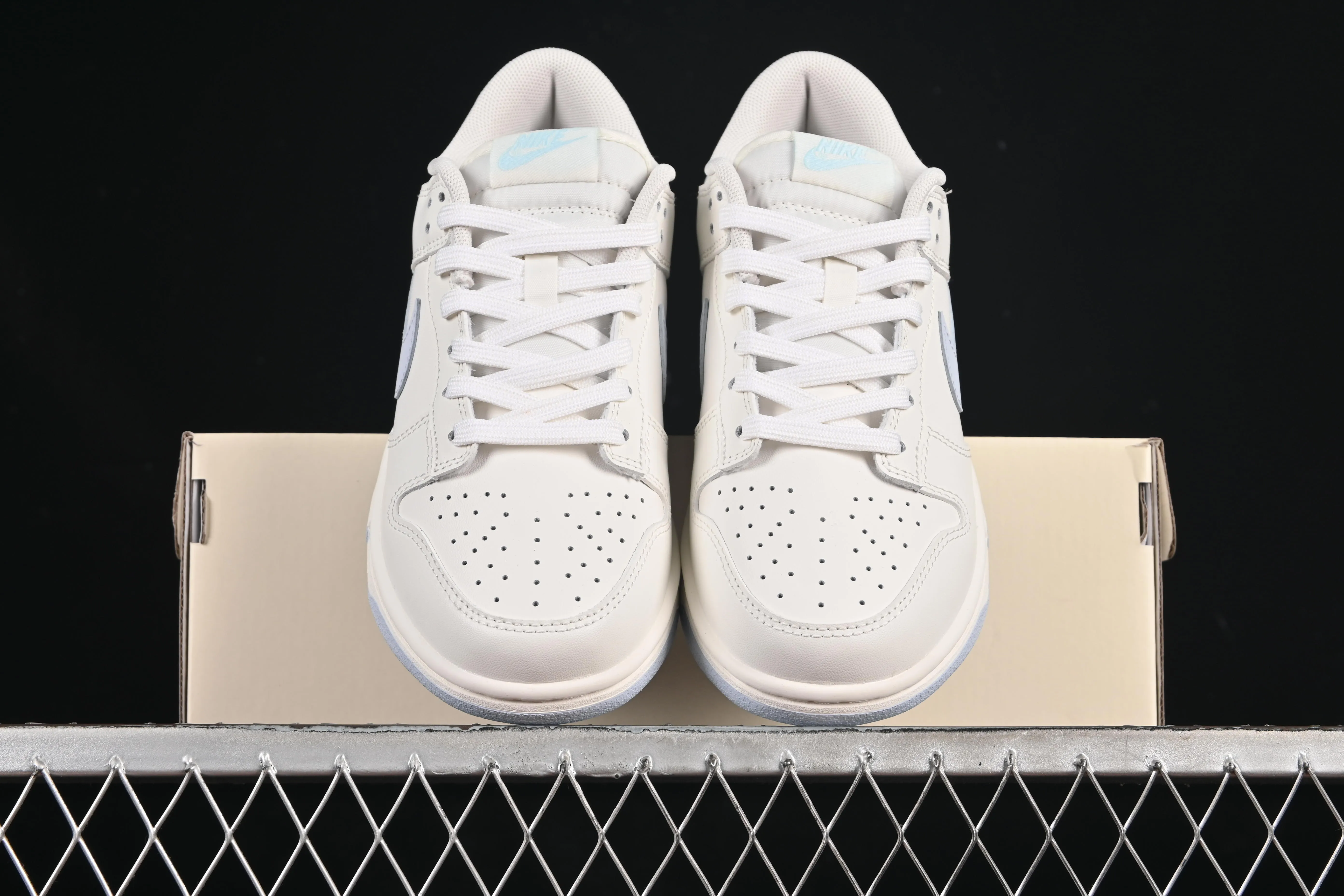 All categories Nk SB Dunk Series Nk SB Dunk Low High-end customized low-top sneakers Nike SB Dunk Low "Just Do It" Anniversary high-end customized low-top casual sneakers WB0510-067